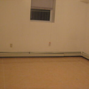 LARGE STUDIO ALL UTILITIES INCLUDED PARKER STREET