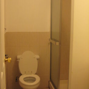 LARGE STUDIO ALL UTILITIES INCLUDED PARKER STREET