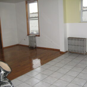 2 Bedroom 2nd flr Private house Quiet Seddon Ave