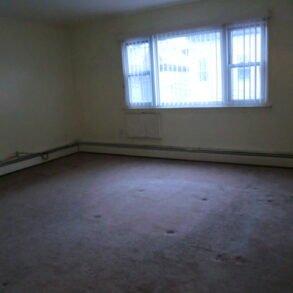 BEAUTIFUL LARGE 3 BEDRM APT WESTCHESTER SQUARE