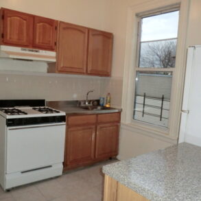 LOVELY 2 BEDRM APT MOVE IN TODAY