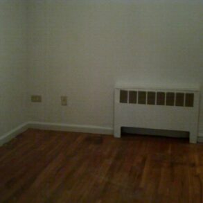 BEAUTIFUL LARGE 2 BEDRM APT (UTILITIES ARE INCLUDED)