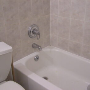 FANTASTIC 3 BEDRM  2 BATH ( MORRIS PARK)