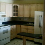 Huge 3 Bedrm With Balcony Bolton Ave $1,600