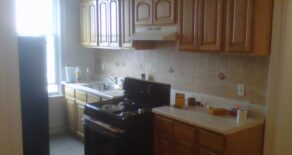 FANTASTIC 3 BEDRM APT LOCATED 1ST FLR PRIVATE HOUSE  ST.LAWRENCE (PLS#283)