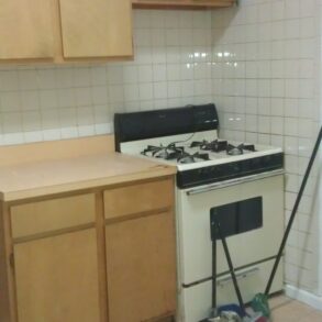 FANTASTIC 3 BEDROOM APART  3RD AVENUE & 149TH STREET  (PLS#294)