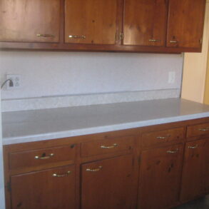 XX LARGE 3 BEDRM DUPLEX WITH LARGE DECK (PLS#307)