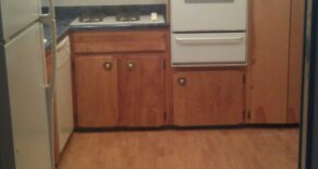 LARGE 3 BEDRM APT WITH ATTIC HEAT INCLUDED (PLS#319)