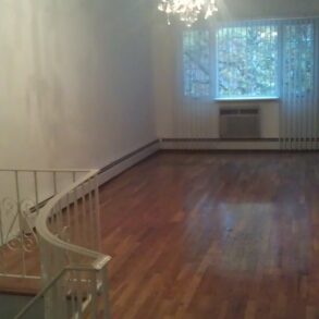 LARGE 3 BEDRM APT WITH ATTIC HEAT INCLUDED (PLS#319)