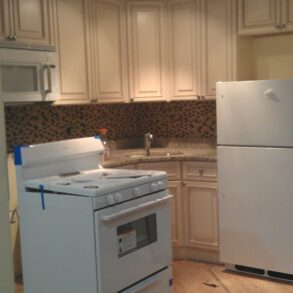 FANTASTIC BRAND NEW LARGE 2 BEDRM (PLS#324)