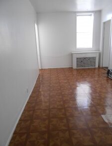 LARGE 2 BEDRM WITH EXTRA ROOM *SECTION 8 WELCOMED* (PLS #333)