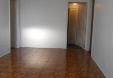 LARGE 2 BEDRM WITH EXTRA ROOM *SECTION 8 WELCOMED* (PLS #333)