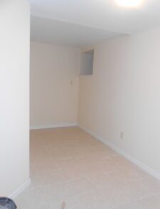 BEAUTIFUL LARGE STUDIO INCLUDES ALL UTILITIES ( PLS #331)