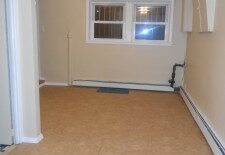 LARGE STUDIO,UTILITIES INCLUDED PLUS FREE CABLE & WIDE SREEN TV (PLS#335)