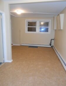 LARGE STUDIO,UTILITIES INCLUDED PLUS FREE CABLE & WIDE SREEN TV (PLS#335)