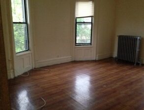 FANTASTIC SPACIOUS 3 BEDRM *PRIVATE HOUSE * (PLS#374)