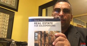 HOW TO BECOME A REAL ESTATE AGENT